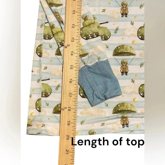 🧸 Little Snuggles 2 piece boys paja size 8T🧸 L/11 - Picture 3 of 7